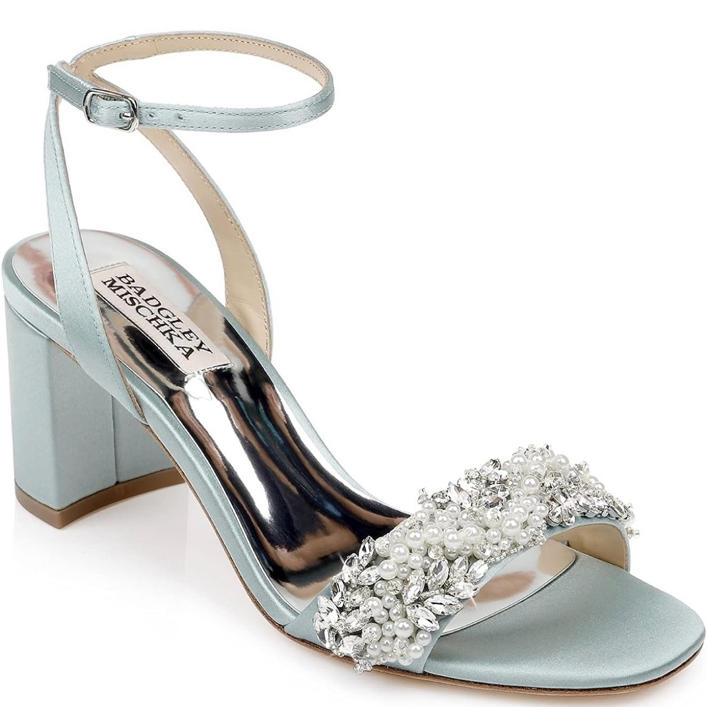 NEW Badgley Mischka Women's Clara Heeled Sandal in Blue Radiance 6
Used once